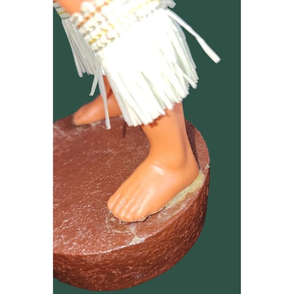 Vintage Hawaiian Tiki Dancers Dolls - Handcrafted Intricate Details Music Box & - Picture 10 of 16